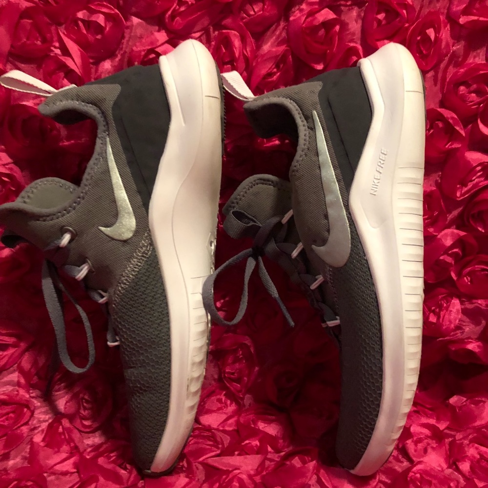 Nike Free TR8 Training Shoe - Picture 3 of 8